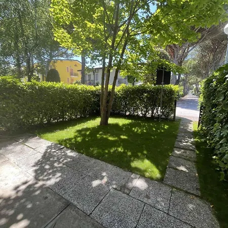 Appartamento In 35837 *